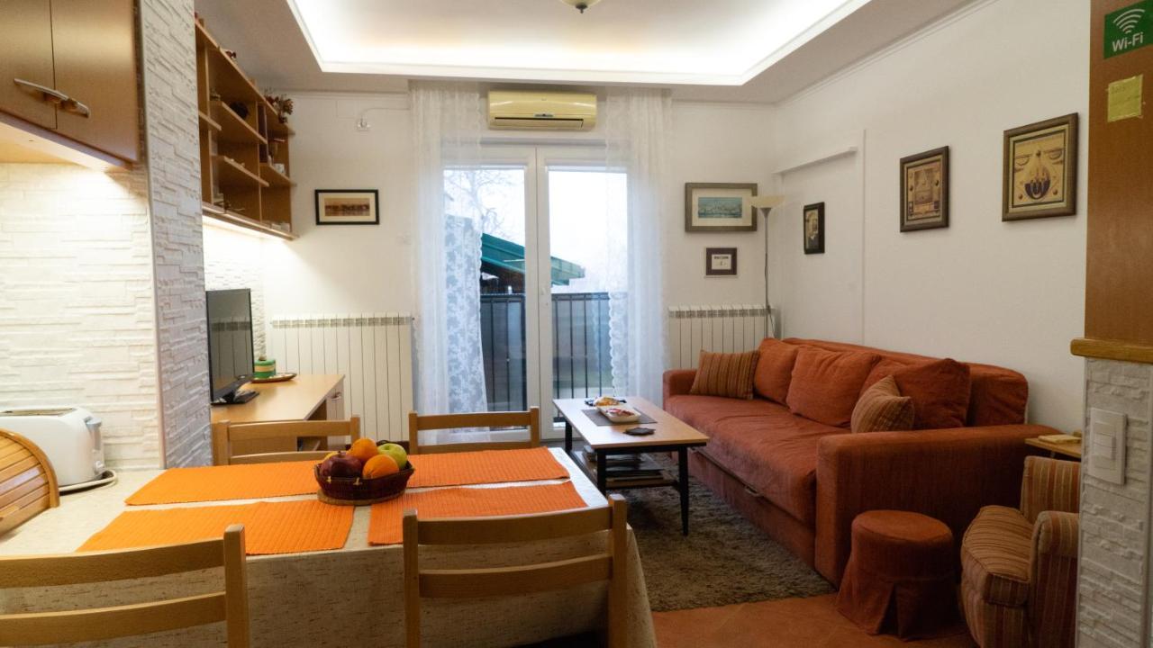 Apartment Akacija Gardens Belgrade Luaran gambar