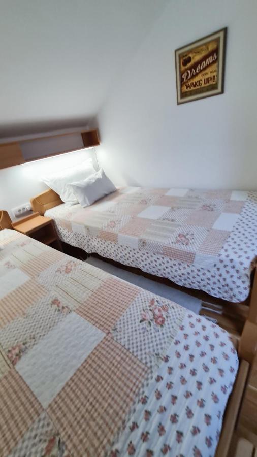 Apartment Akacija Gardens Belgrade Luaran gambar